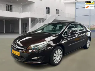Opel Astra 1.4 Turbo Design Edition