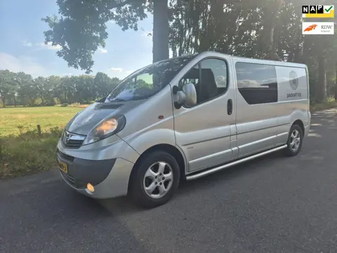 Opel Vivaro 2.0 CDTI L2H1 DC EcoFLEX 7-2014 CLIMA NAVI 240000KM