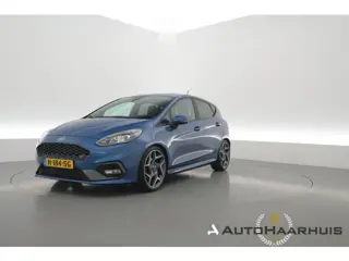 Ford Fiesta 1.5 EcoBoost ST-3 200PK | Rijklaar! | Recaro Sportstoelen | Camera+PDC | Winterpakket | 