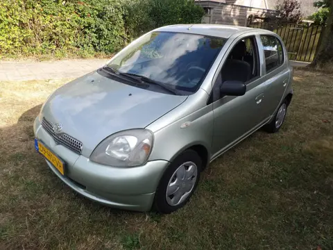 Toyota Yaris 1.3-16V VVT-i Sol airco auto maat
