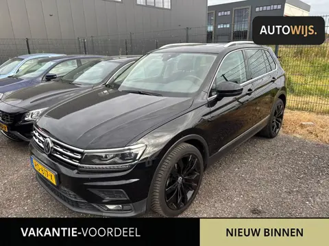 Volkswagen Tiguan 1.4 TSI ACT Comfortline Business|PANO|CARPLAY|LED|KEYLESS|NL AUTO|BTW