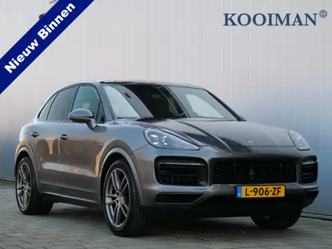 Porsche Cayenne 3.0 E-Hybrid 462 Pk Automaat Nav/ DAB / Apple Carplay / Leer / Luchtvering / Trekhaa