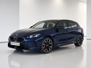 BMW 1-serie 120 M-Sport Pro | Zwart dak | Harman Kardon | Privacy Glass | 19" | Premium Pack