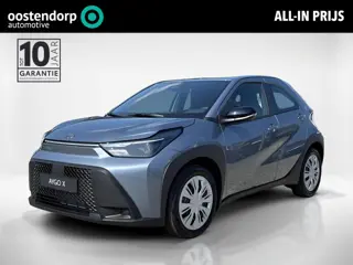 Toyota Aygo X Hybrid 115 play | Nieuw | Achteruitrij camera | Climate Control |