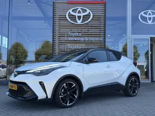 Toyota C-HR 2.0 Hybrid GR-Sport Limited Automaat 184pk | Dodehoekdetectie | Trekhaak | Apple Carplay