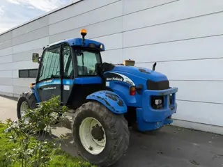 New Holland LM425 (bj 2004)