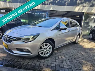 Opel Astra Sports Tourer 1.0 Business+ | 2E EIGENAAR | NW APK | STOELVERWARMING | TREKHAAK | LMV |