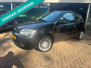 Fiat Punto 1.2 Sound | NIEUWE APK | INRUILKOOPJE | LEUKE AUTO |