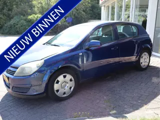 Opel Astra 1.6 Enjoy Automaat! Zo mee! (bj 2004)