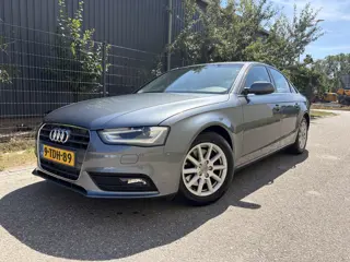 Audi A4 Limousine 1.8 TFSIe Edition / NAVI / CRUISE / CLIMATE / 132dkm! NAP!
