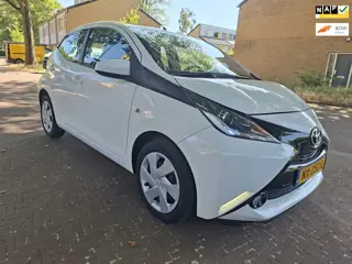 Toyota Aygo AUTOMAAT/ 97.000 NAP/ Camera / Tweede eigenaar