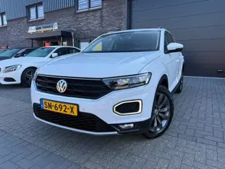 Volkswagen T-Roc 1.0 TSI Style | 1E EGENAAR | 3/6 OF 12MND GARANTIE | PANODAK | ACC | LANE ASSIST | 