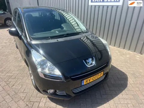 Peugeot 5008 1.6 e-HDi Active 5p.