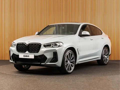 BMW X4 xDrive20i M-SPORT | PANO | H/K | 21" (bj 2022)