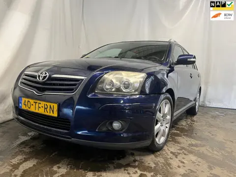 Toyota Avensis Wagon 2.0 VVTi Executive