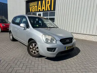 Kia Carens 2.0 CVVT X-tra | AIRCO | APK 02-2027 |
