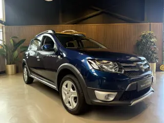 Dacia Sandero 0.9 TCe Easy-R Stepway Lauréate AUTOMAAT | NAVIGATIE |