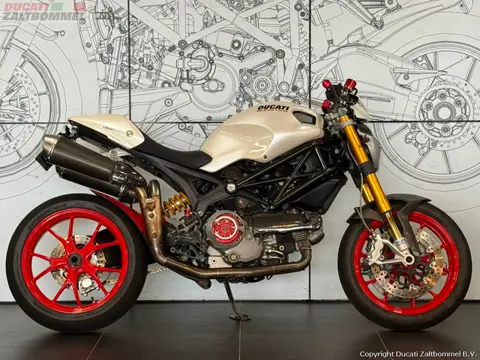 Ducati MONSTER 1100 S (bj 2009)