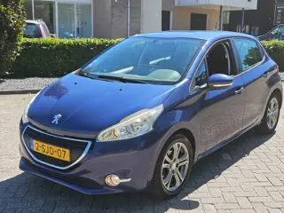 Peugeot 208 1.2 VTi Allure