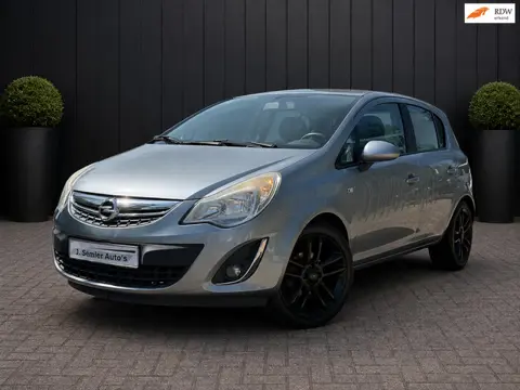 Opel Corsa 1.2-16V COLOR Edition 17INCH AIRCO CRUISE CTRL 1STE EIG. APK 07-2027