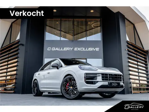 Porsche Cayenne Coupé 3.0 S E-Hybrid - Origineel NL | Panorama | Passenger Display | Achterasbesturi