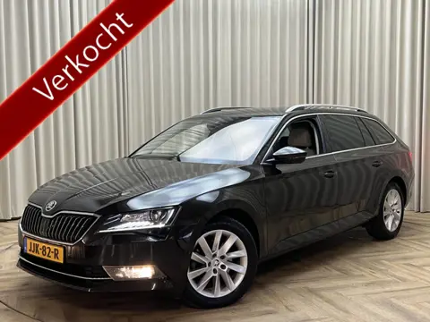 Škoda Superb Combi 1.4 TSI ACT Style Business *Leder/Alcantara* CANTON Audio / Xenon / Memory / Came