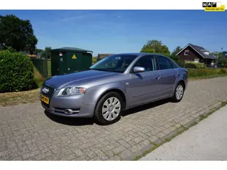 Audi A4 Limousine 2.0 Pro Line automaat NAP