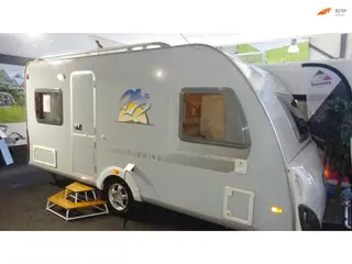 KNAUS SUDWIND Special 450 FU 2007 VASTBED RONDZIT MOVER TOP