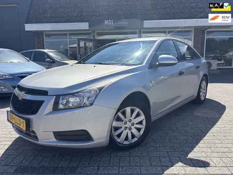 Chevrolet Cruze 1.6 LE | Trekhaak | Airco | NW apk | Lage KM | NAP