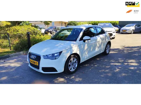 Audi A1 1.2 TFSI Attraction Pro Line Business bj 2012 airco/navi
