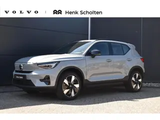 Volvo EX40 Single Motor Extended Range Plus 82 kWh | Trekhaak | Verwarmbare voorstoelen en stuurwiel