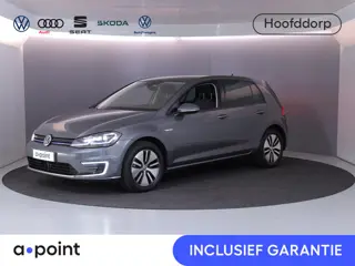 Volkswagen e-Golf E-DITION 136 pk | Navigatie | Warmtepomp | Parkeersensoren | Achteruitrijcamera | 