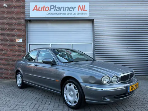 Jaguar X-type 2.0 V6 Business Edition! Clima! Cruise!