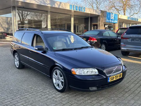 Volvo V70 2.4 170pk Aut Edition II Leder Xenon (bj 2006)