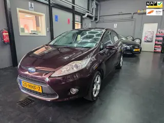 Ford Fiesta 1.25 Titanium 1 jaar apk!!