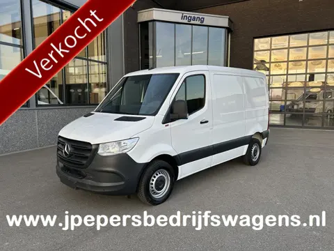 Mercedes-Benz Sprinter 211 CDI L1 H1 Trekhaak / MBUX / Navigatie / Camera / Parkeersensoren / Airco