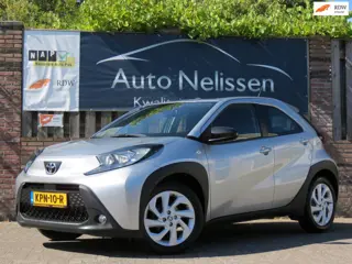 Toyota Aygo X 1.0 VVT-i First AUTOMAAT | CAMERA | STOELVERWARMING | APPLE CARPLAY | KEYLESS ENTRY | 