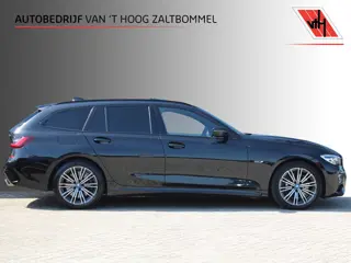 BMW 3 Serie Touring 330e High Executive M-SPORT PANORAMADAK MEMORY KEY-LESS CAMERA CARPLAY