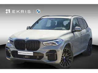 BMW X5 xDrive45e M Sport | Lime Rock Grey Metallic BMW Individual Special Request | Trekhaak | Panor