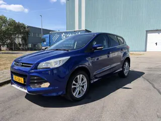 Ford Kuga 1.5i Titanium Styling Pack 6-Bak 120 PK. Zeer goed onderhouden auto van de eerste eigenaar
