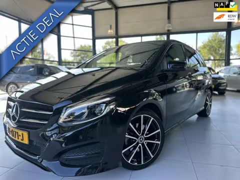Mercedes-Benz B-klasse 180 Ambition | Orgineel NL | Automaat | Navi | AMG line | Night Pakket | Clim