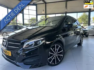 Mercedes-Benz B-klasse 180 Ambition | Orgineel NL | Automaat | Navi | AMG line | Night Pakket | Clim