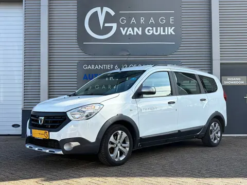 Dacia Lodgy 1.2 TCe Stepway 116PK 7Pers,Trekhaak,Navi,Airco,Cruise,Isofix,Bluetooth,Multi-Stuur,Elek