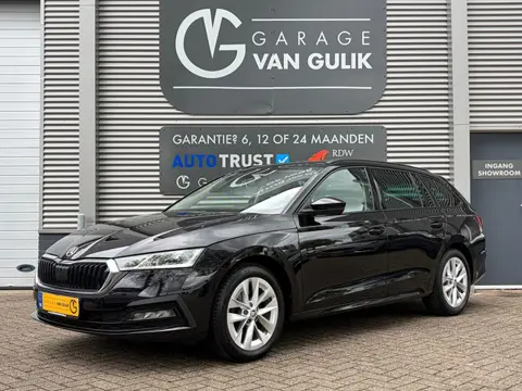 Skoda Octavia Combi 1.5 TSI 150PK Navi,Clima,ACC,Isofix,Stoel+StuurVerwarming,Carplay,PDC,Multi-Stuu