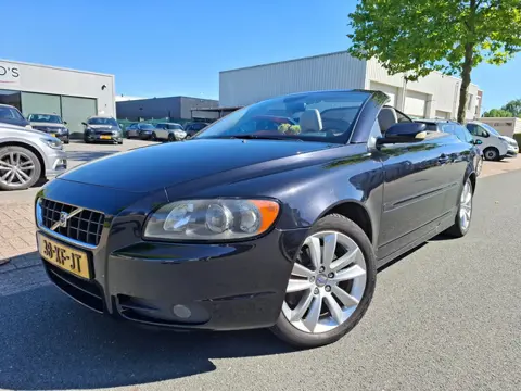 Volvo C70 Convertible 2.4 CABRIOLET/CLIMA/CRUISE/LEDER!