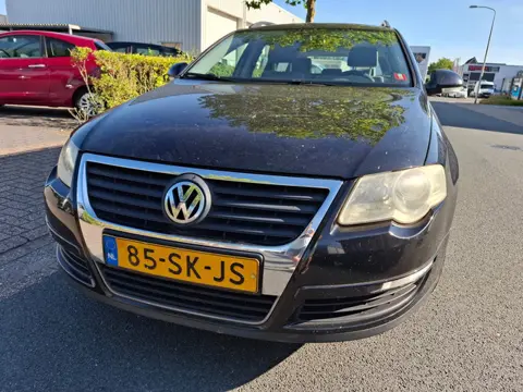 Volkswagen Passat Variant 2.0 FSI Comfortline CLIMA/CRUISE/NAVI!