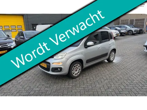 Fiat Panda 0.9 TwinAir Lounge Automaat Clima PDC Hoge instap Zuinig