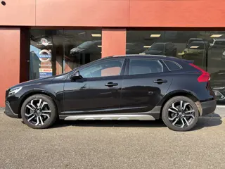 Volvo V40 Cross Country 1.5 T3 Nordic+ (bj 2017, automaat)