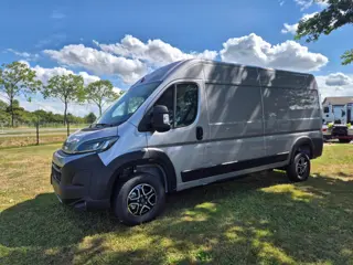 Iveco SuperJolly 4.25t L3H2 Heavy 110 kWh Artense Grey Full Option Adaptieve Cruise Control, Navigat
