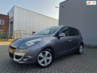 Renault Scénic 1.4 TCE Dynamique NAVI PSENSOR CRUISE TREKHAAK 2 X SLEUTELS